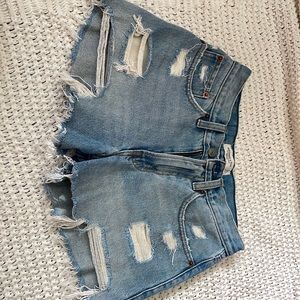 Abercrombie & Fitch The Boyfriend Mid Rise shorts size 24 (00)